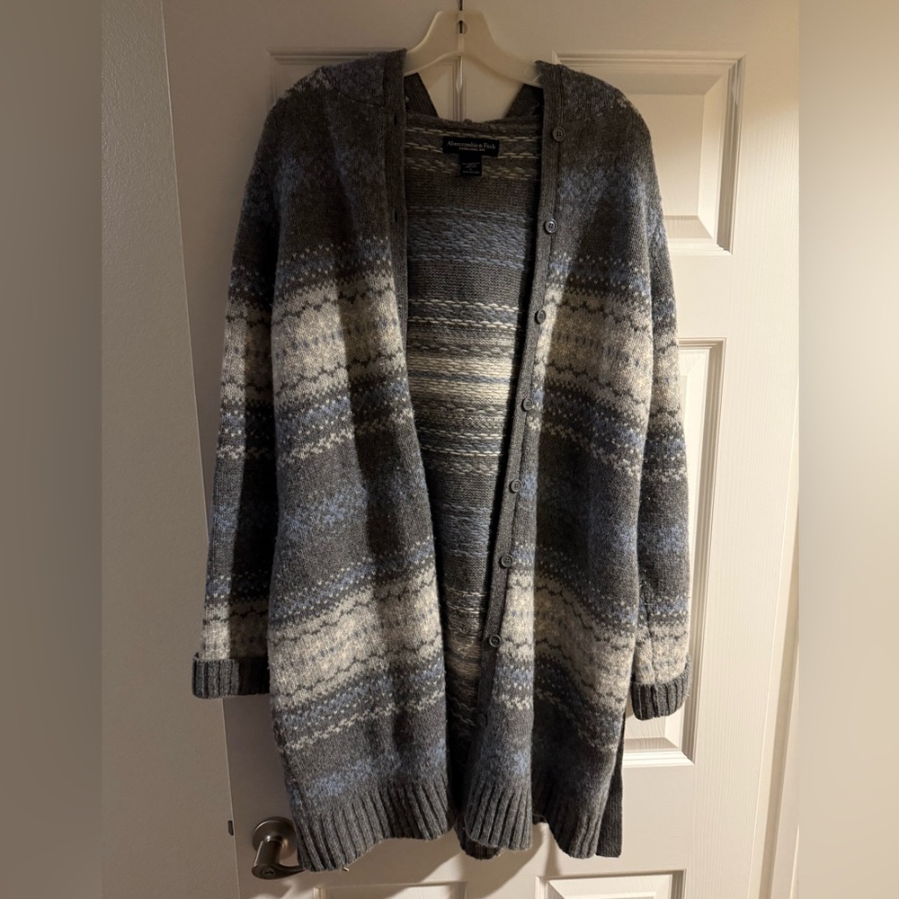 Vintage Abercrombie & Fitch Charcoal and Light Blue Sweater